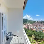 Luka Hvar Town