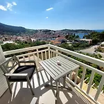 Luka Gostinjska kuća