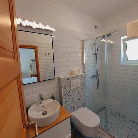 Luka بيت ضيافة هفار