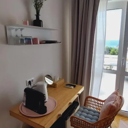 Luka 게스트하우스 3*